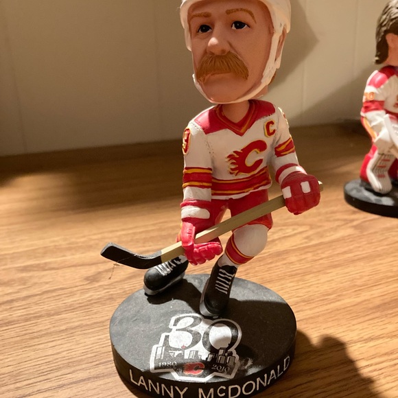 Calgary Flames Bobbleheads - Picture 2 of 3